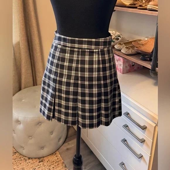 Plaid Black and White Women's Skirt - Picture 1 of 7